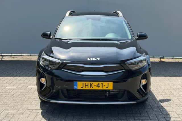 Kia Stonic (2025) thumbnail 2