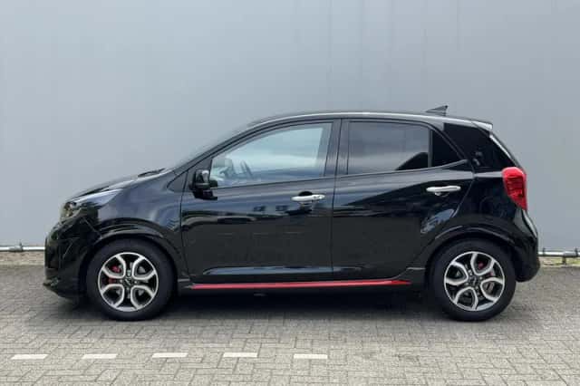Kia Picanto (2023) thumbnail 2