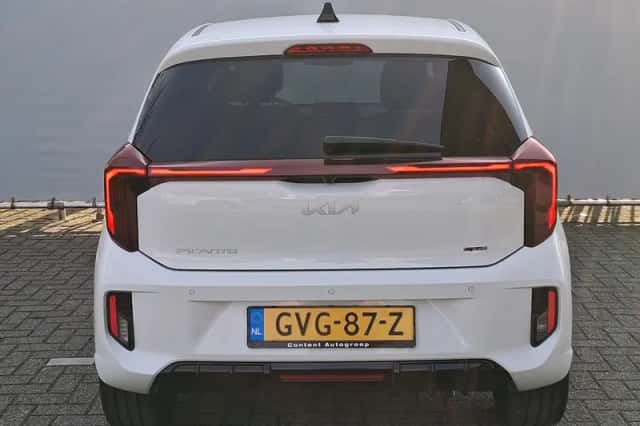 Kia Picanto (2024) thumbnail 3