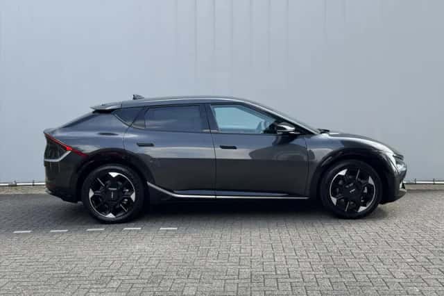 Kia EV6 (2025) thumbnail 6