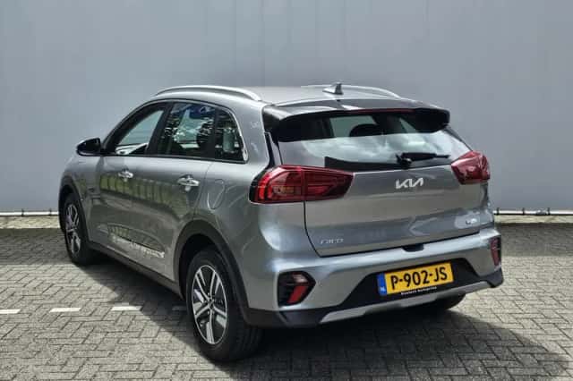 Kia Niro (2022) thumbnail 3