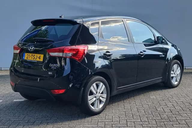 Hyundai ix20 (2012) thumbnail 5