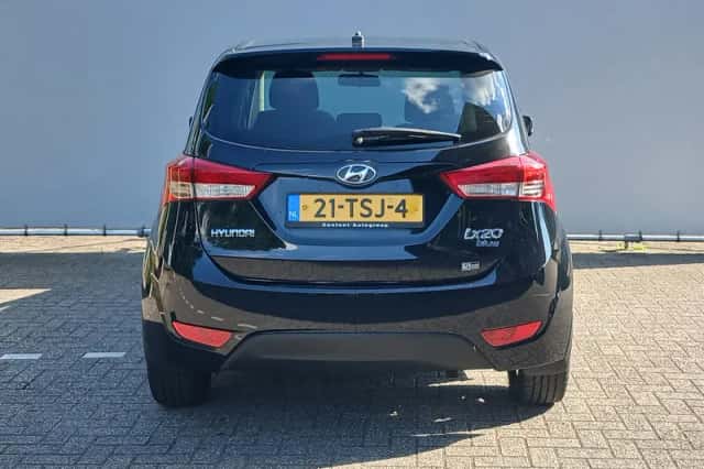 Hyundai ix20 (2012) thumbnail 6