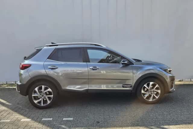 Kia Stonic (2025) thumbnail 5