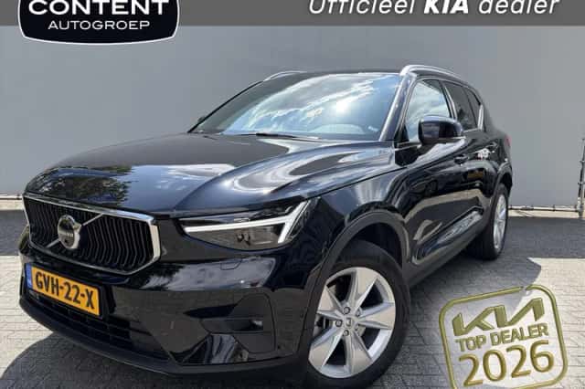 Volvo XC40 (2024) thumbnail 1
