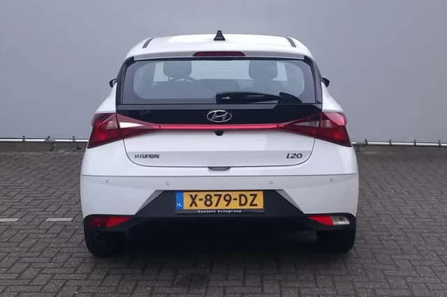 Hyundai i20 (2023) thumbnail 6