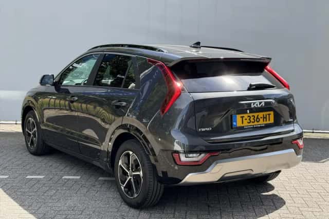 Kia Niro (2023) thumbnail 3