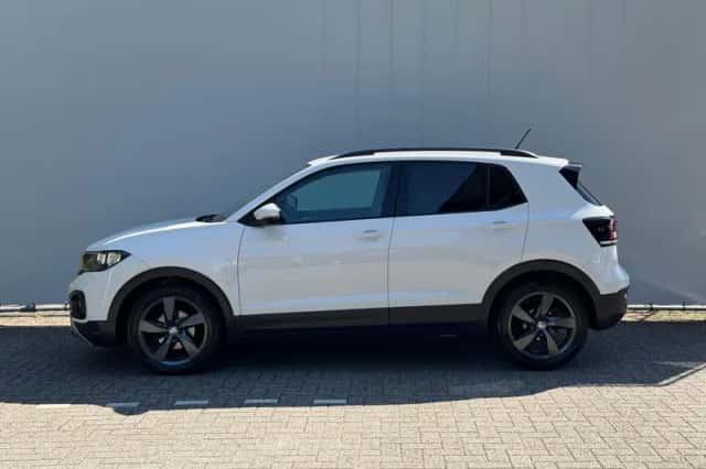 Volkswagen T-Cross (2019) thumbnail 3