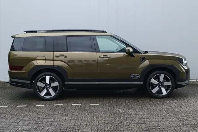 Hyundai Santa Fe (2025) thumbnail 4