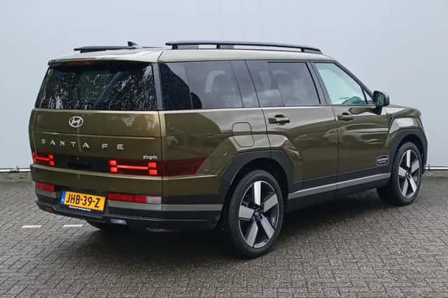 Hyundai Santa Fe (2025) thumbnail 5
