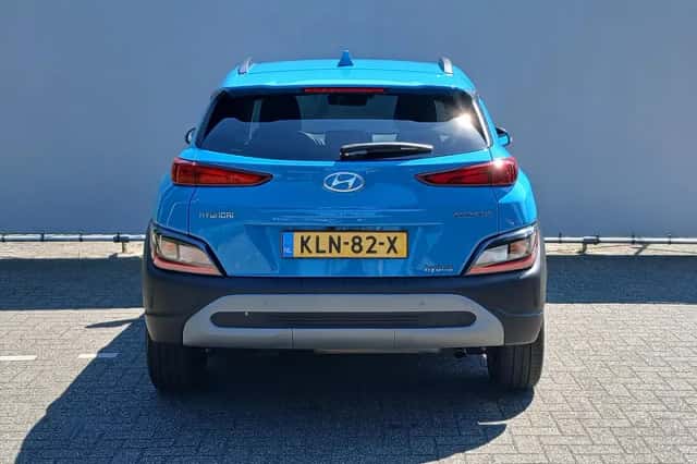 Hyundai Kona (2023) thumbnail 6
