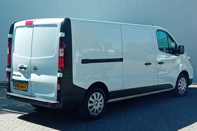 Nissan Primastar (2022) thumbnail 5