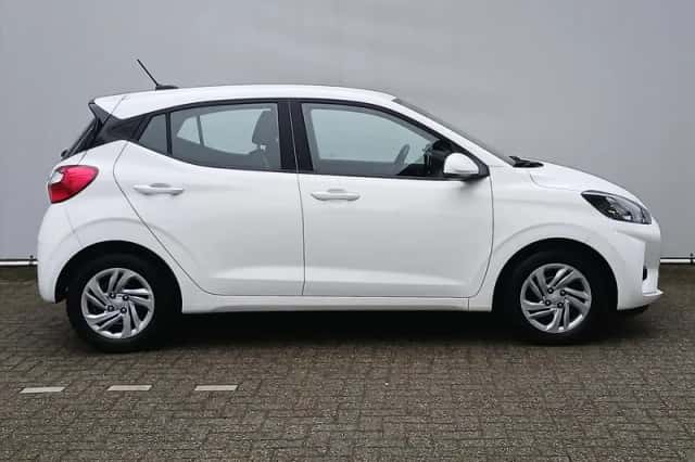 Hyundai i10 (2024) thumbnail 4