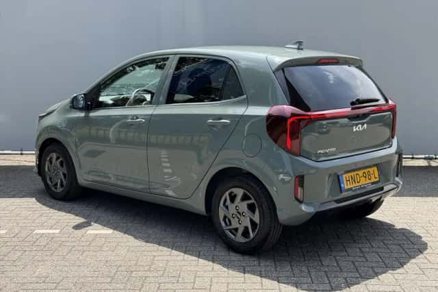 Kia Picanto (2025) thumbnail 3