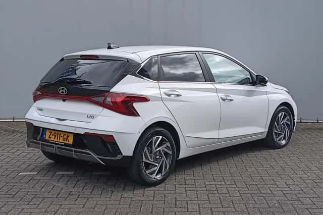 Hyundai i20 (2024) thumbnail 5