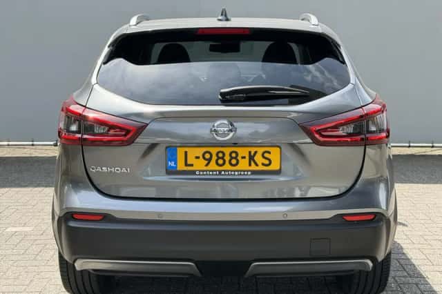 Nissan Qashqai (2021) thumbnail 4