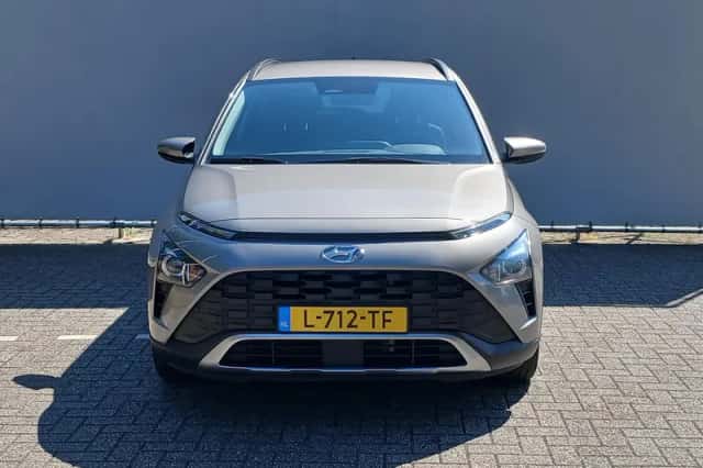 Hyundai Bayon (2021) thumbnail 3