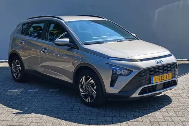 Hyundai Bayon (2021) thumbnail 4