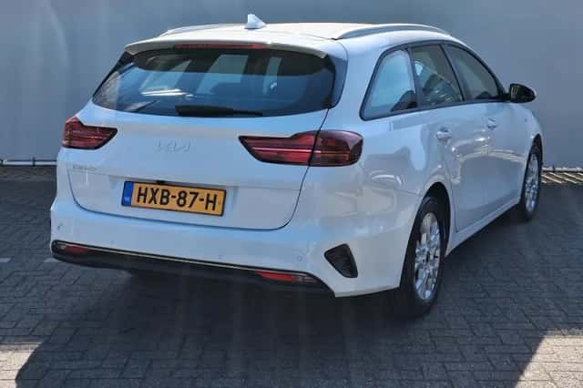 Kia Ceed Sportswagon (2025) thumbnail 5