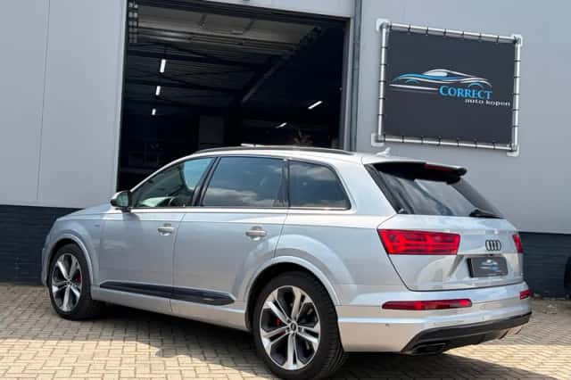 Audi Q7 (2016) thumbnail 3