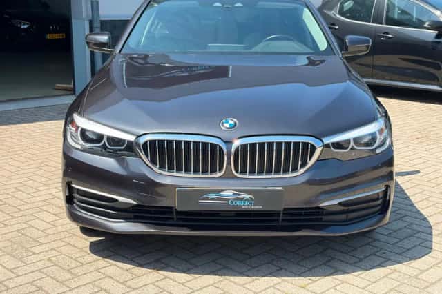 BMW 5-Serie (2018) thumbnail 2