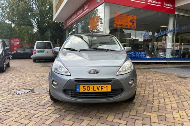Ford Ka (2010) thumbnail 2