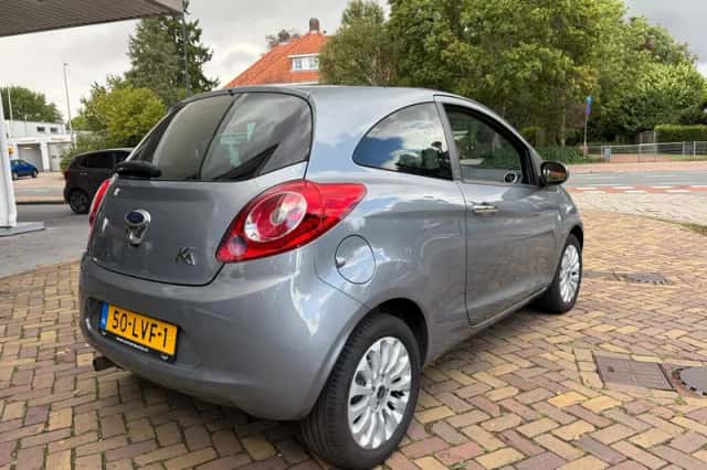 Ford Ka (2010) thumbnail 6