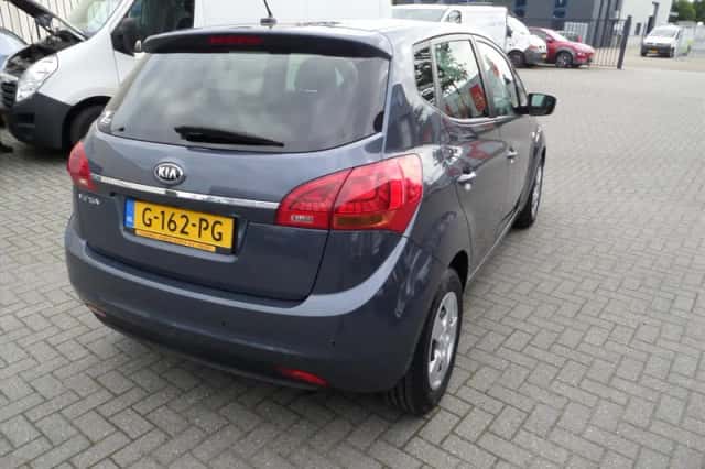 Kia Venga (2018) thumbnail 5