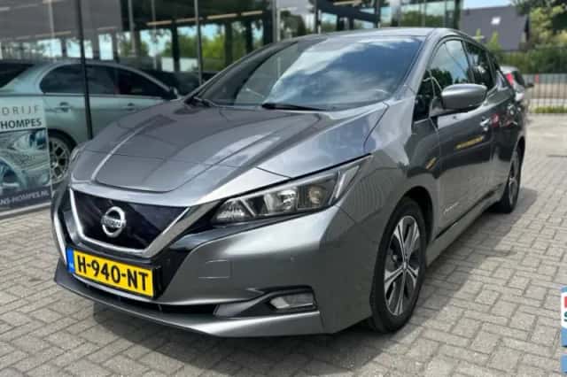 Nissan Leaf (2020) thumbnail 1
