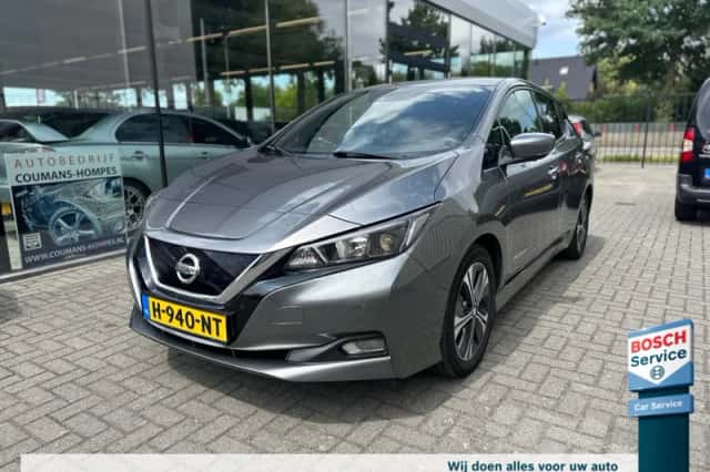 Nissan Leaf (2020) thumbnail 2