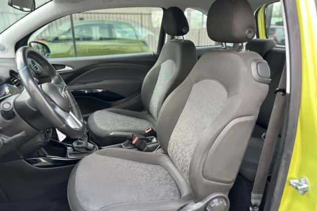 Opel Adam (2017) thumbnail 4
