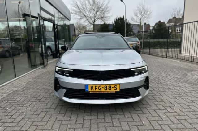 Opel Astra (2025) thumbnail 6