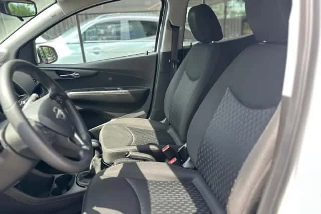 Opel Karl (2019) thumbnail 4