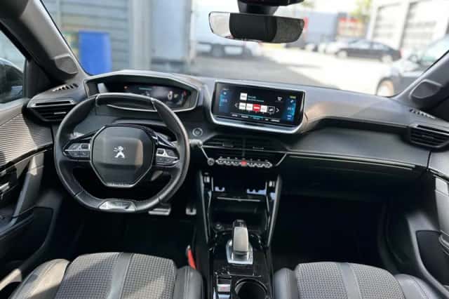 Peugeot e-208 (2021) thumbnail 2