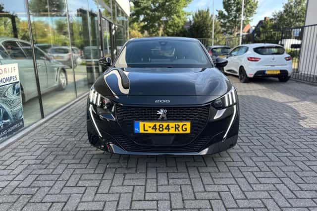 Peugeot e-208 (2021) thumbnail 5