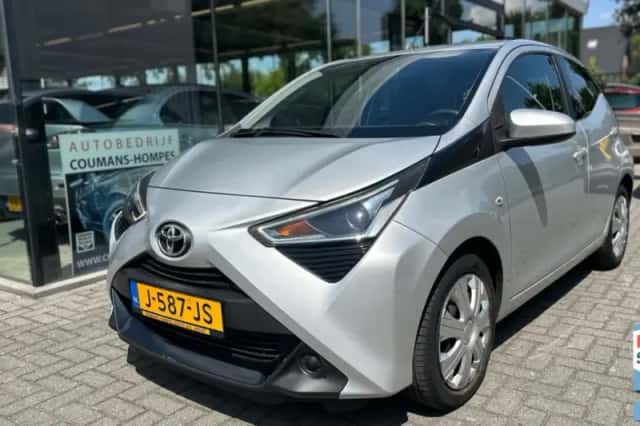 Toyota Aygo (2020) thumbnail 1