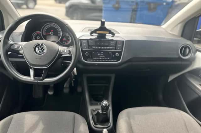 Volkswagen Up! (2021) thumbnail 3