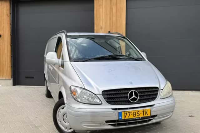 Mercedes-Benz Vito (2005) thumbnail 2