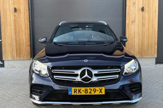Mercedes-Benz GLC-Klasse (2017) thumbnail 3