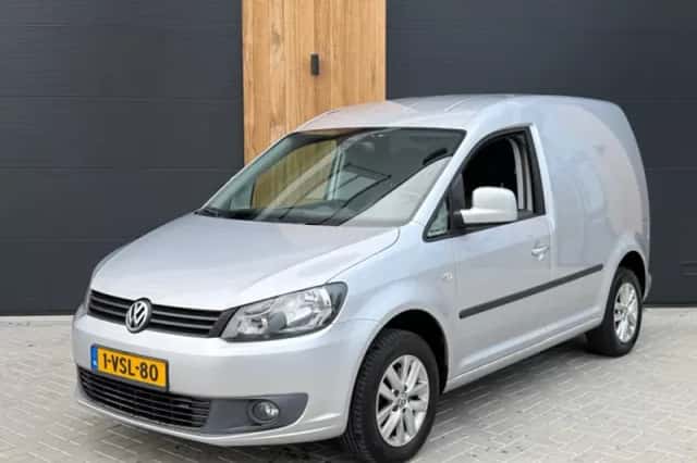 Volkswagen Caddy (2012) thumbnail 4