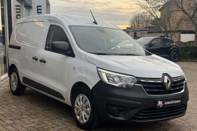 Renault Express (2023) thumbnail 2