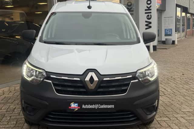 Renault Express (2023) thumbnail 6