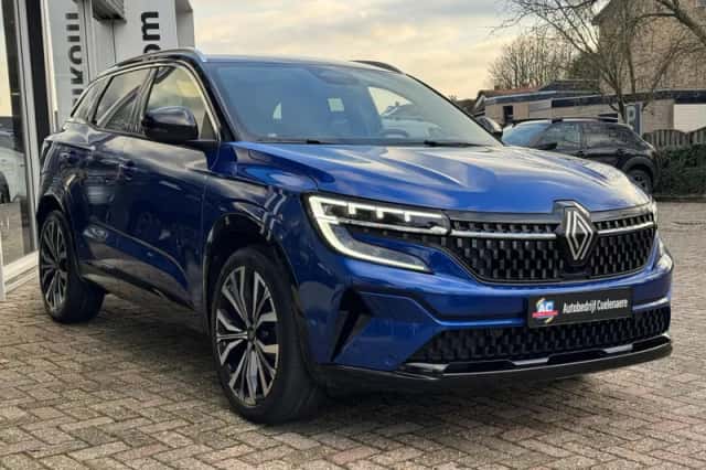 Renault Austral (2023) thumbnail 2