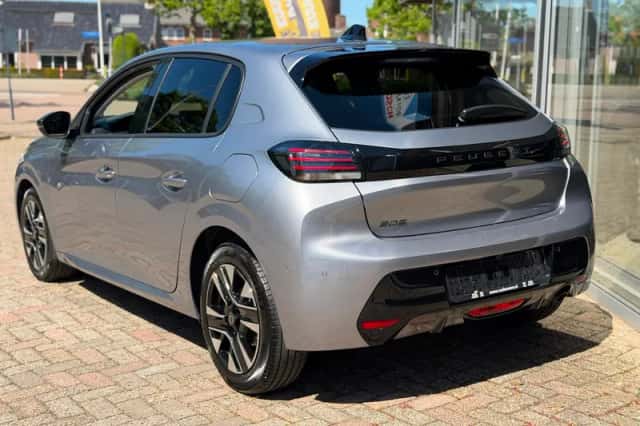 Peugeot 208 (2025) thumbnail 5