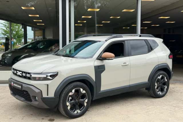 Dacia Duster (2024) thumbnail 3
