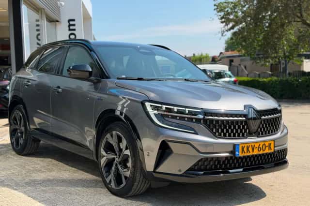 Renault Austral (2025) thumbnail 2