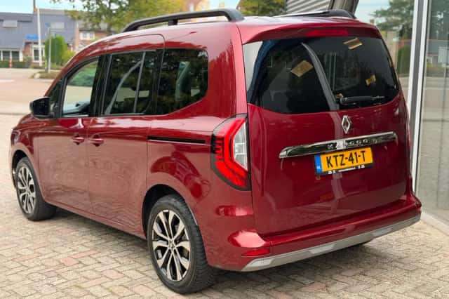 Renault Kangoo (2023) thumbnail 5