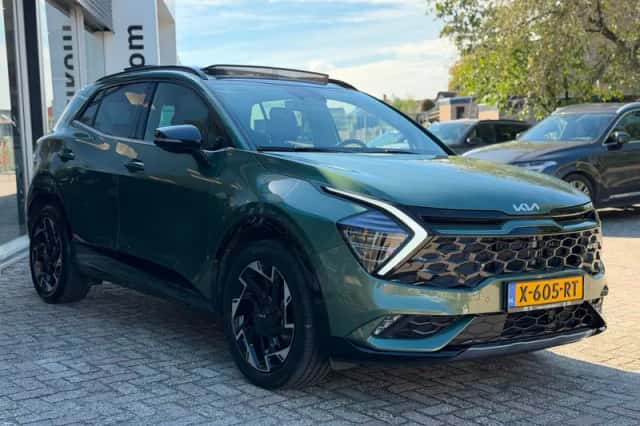 Kia Sportage (2022) thumbnail 2