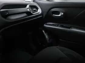 Jeep Renegade (2020) thumbnail 33