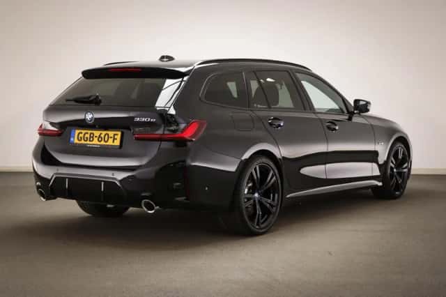 BMW 3-Serie (2023) thumbnail 2